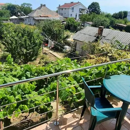 Casa Marina Homestay *